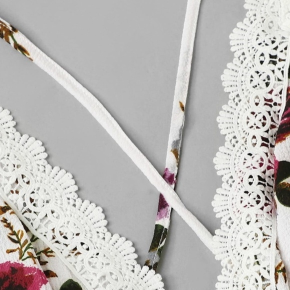 White Floral Romper - Picture 4 of 5